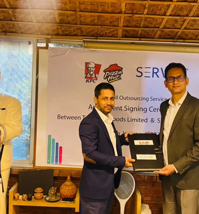 Signing ceremony with KFC and Pizza Hut